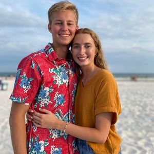 Meet your Posher, Ethan